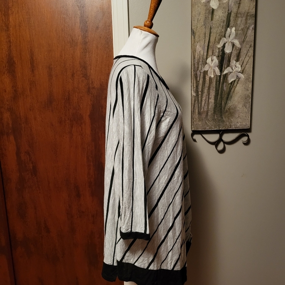 Comfy USA Tunic Top Gray Black Stripe Asymmetrical Godet Medium - Picture 3 of 5